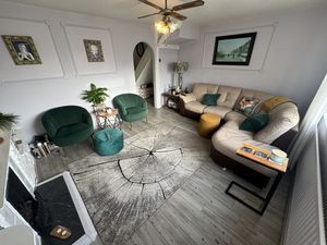 Photo 7- click for photo gallery